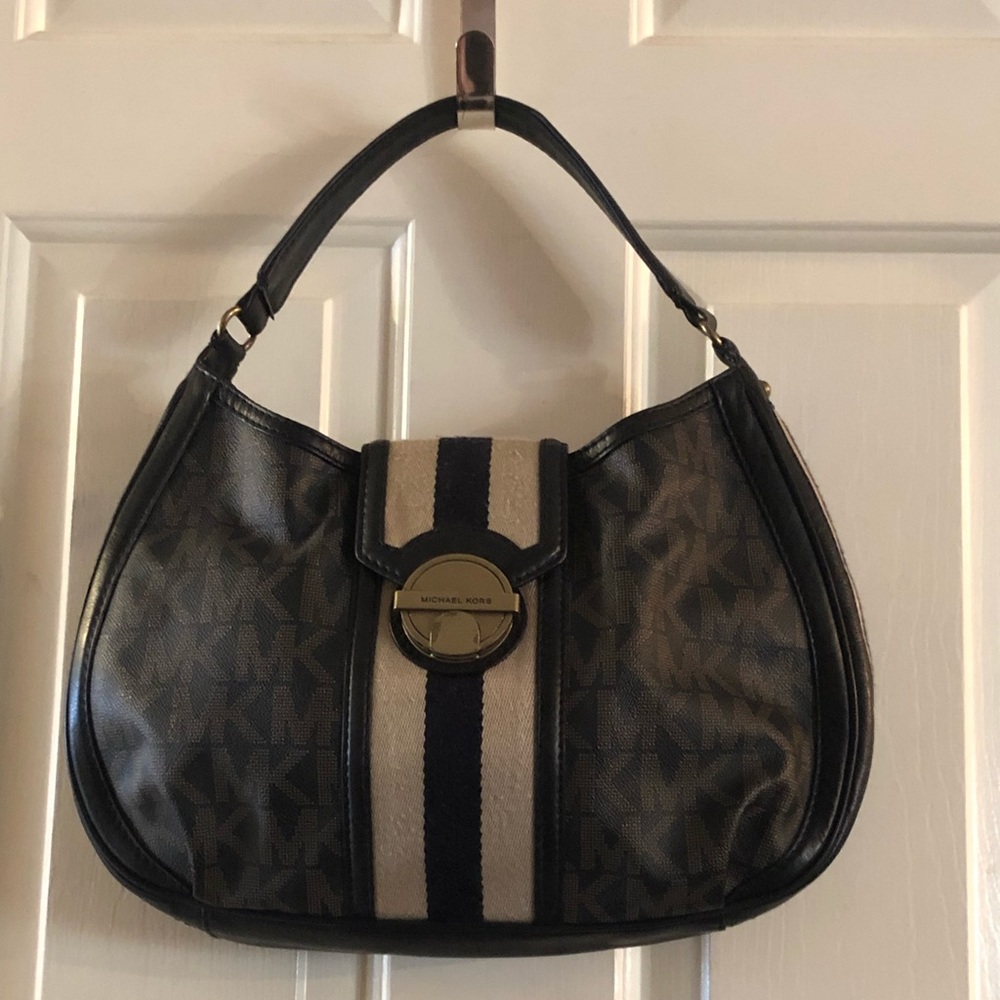 ❌❌SOLD❌❌Michael Kors Lg Hobo Handbag